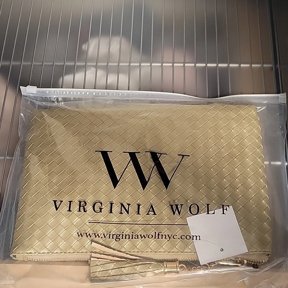Virginia Wolf Metallic Woven Vegan Leather Clutch Wallet Gold NWT